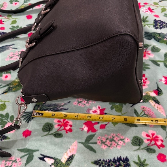 Black Structured Handbag - Picture 2 of 5